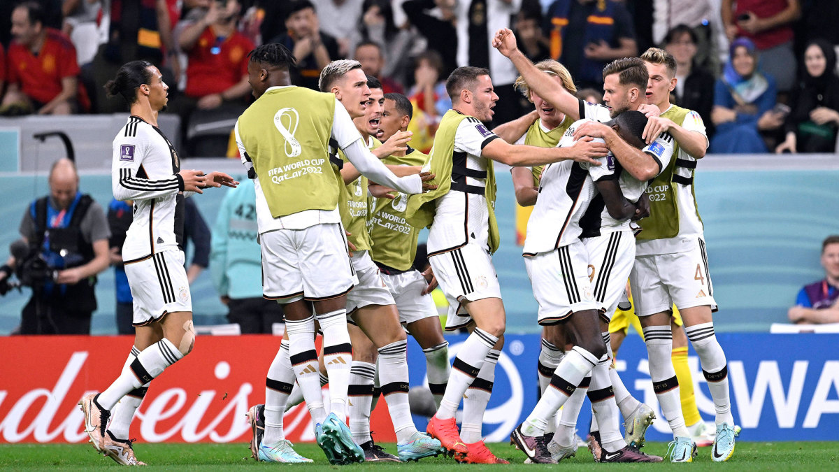 Germany plays Spain to a draw at the World Cup